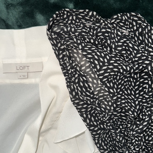 Lot of 2 tie front blouses - Picture 5 of 5